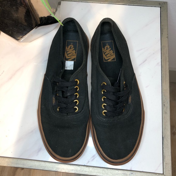 vans authentic black size 9